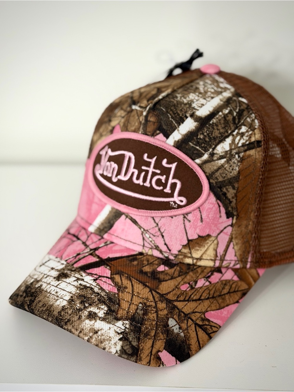 NWT Von Dutch Pink and Brown Real Tree Edge Trucker - SnapBack - Adjustable